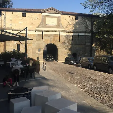 Casa Vacanze Ca' Donizetti Apartman